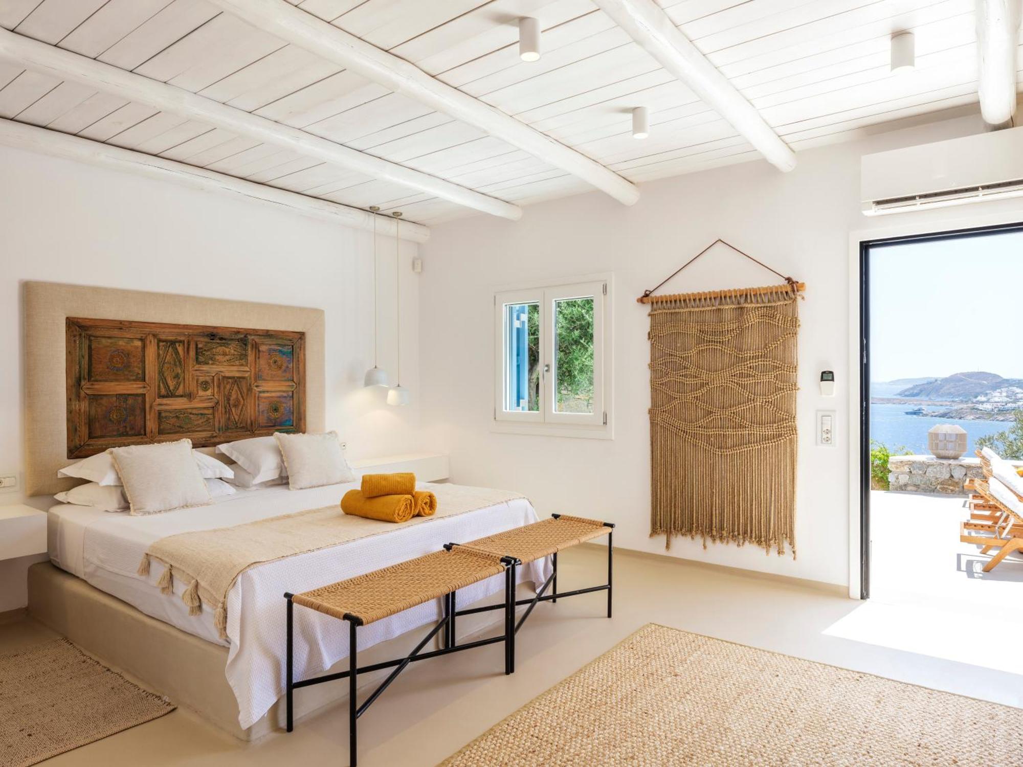 V&V Guest House - Luxury Suites Ornos  Ngoại thất bức ảnh