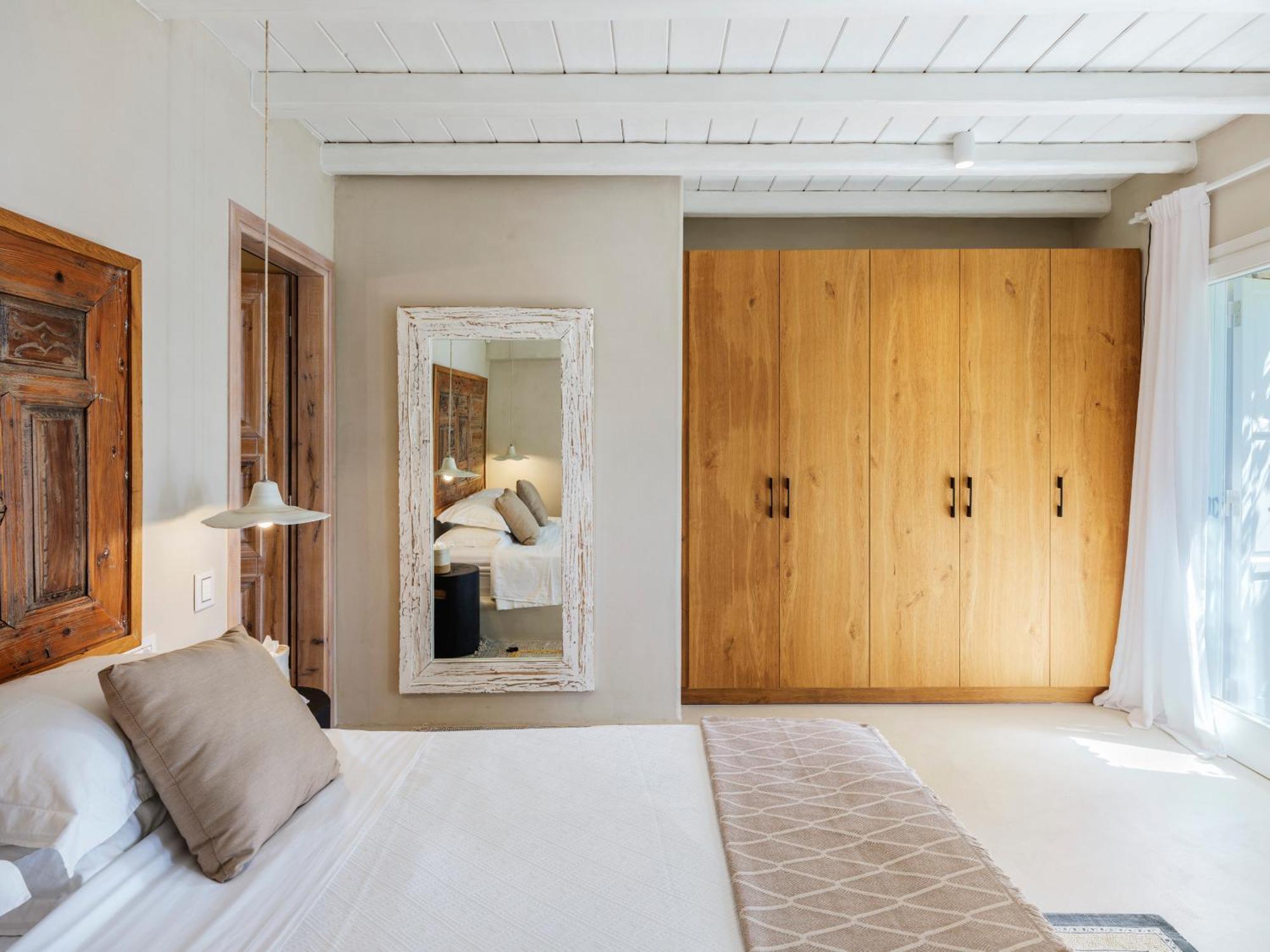 V&V Guest House - Luxury Suites Ornos  Ngoại thất bức ảnh