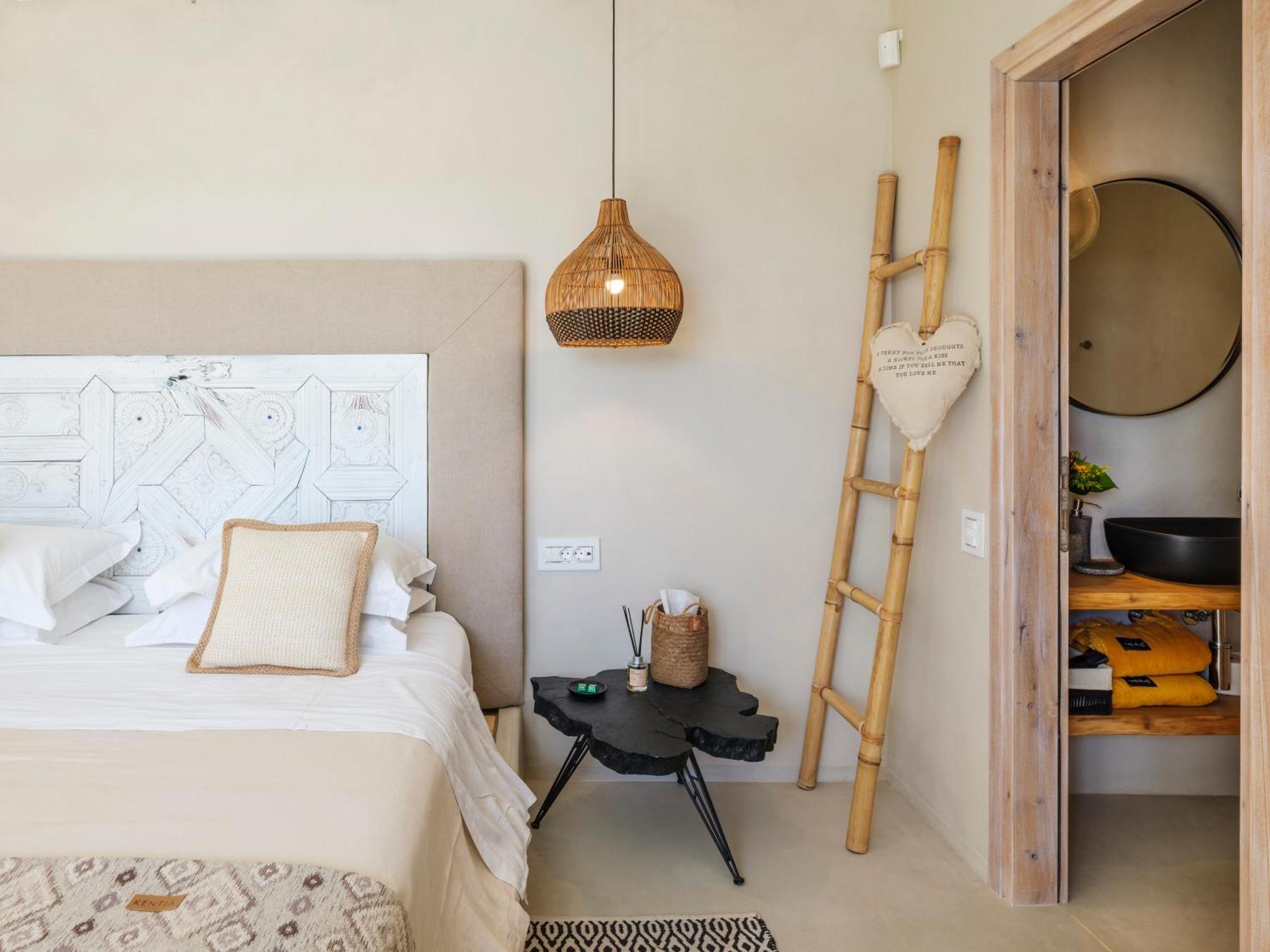 V&V Guest House - Luxury Suites Ornos  Ngoại thất bức ảnh