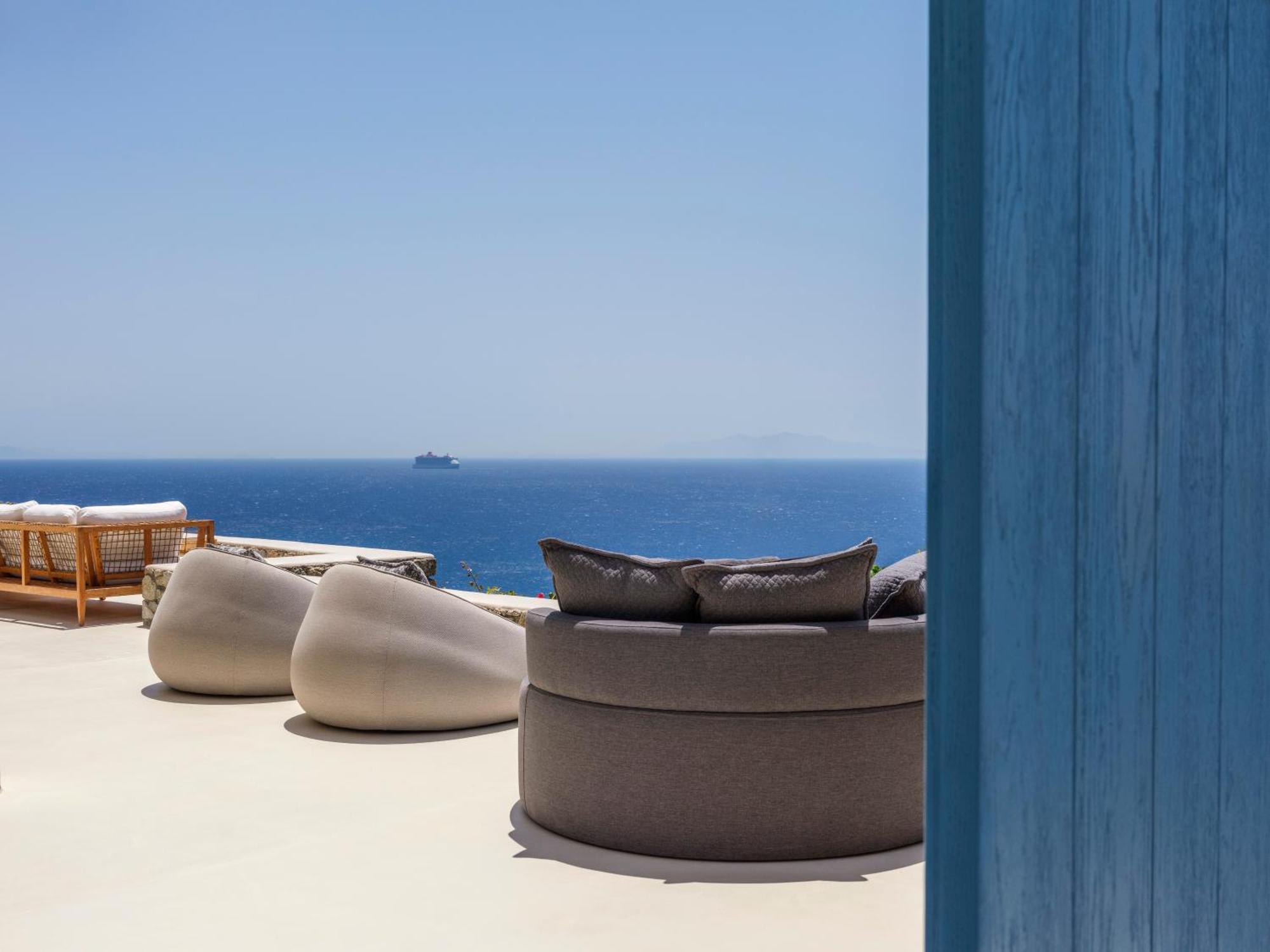 V&V Guest House - Luxury Suites Ornos  Ngoại thất bức ảnh